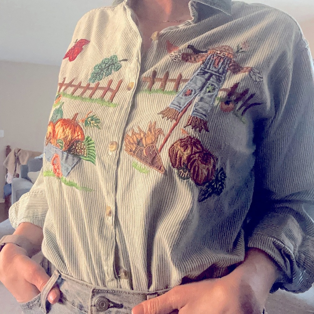 Happy fall y’all! Soft, vintage. Be ironic, it’s what the cool kids are doing.